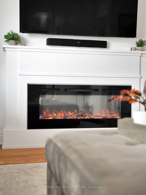 Photo 8 at 34 Edge Park Avenue, Birchmount, Toronto