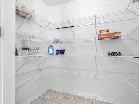 Photo 16 at 85 Casely Avenue, Rural Richmond Hill, Richmond Hill