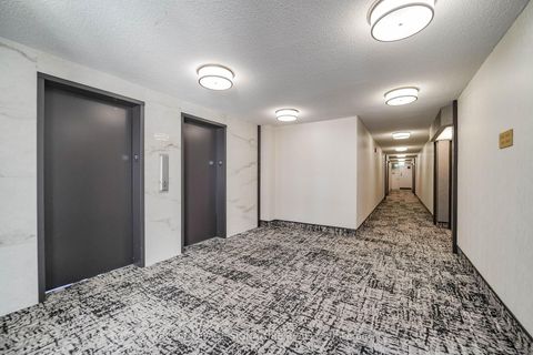 Photo 5 at 1001 - 211 St Patrick Street, Chinatown, Toronto