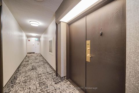 Photo 6 at 1001 - 211 St Patrick Street, Chinatown, Toronto