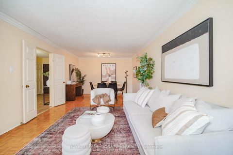 Photo 13 at 1001 - 211 St Patrick Street, Chinatown, Toronto