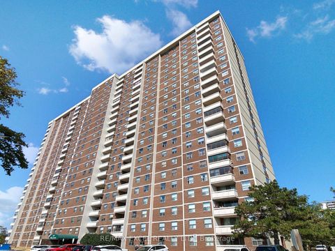 Photo 35 at 301 - 205 Hilda Avenue, Newtonbrook West, Toronto