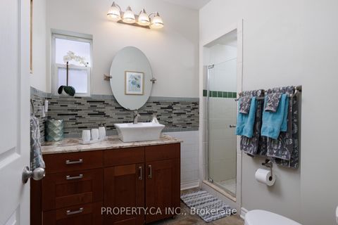 Photo 10 at 235 Markham Street, Bellwoods, Toronto