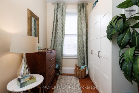 Photo 11 at 235 Markham Street, Bellwoods, Toronto