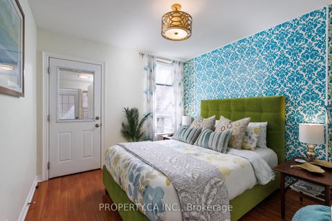 Photo 12 at 235 Markham Street, Bellwoods, Toronto