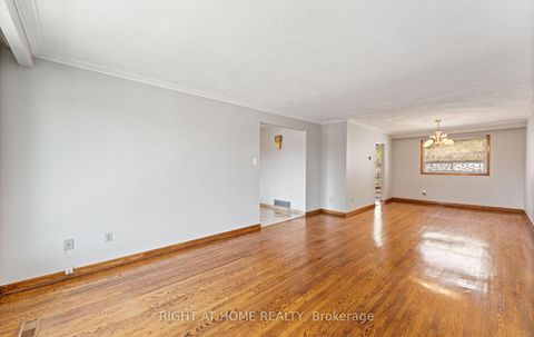 Photo 9 at 41 Knoll Drive, Humber Valley, Toronto