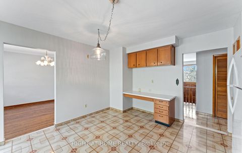 Photo 16 at 41 Knoll Drive, Humber Valley, Toronto