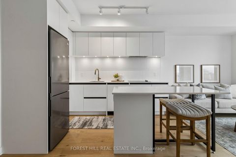 Photo 7 at 508 - 7950 Bathurst Street, Beverley Glen, Vaughan