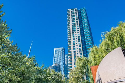 Photo 1 at 606 - 99 Harbour Square, Waterfront Communities C1, Toronto