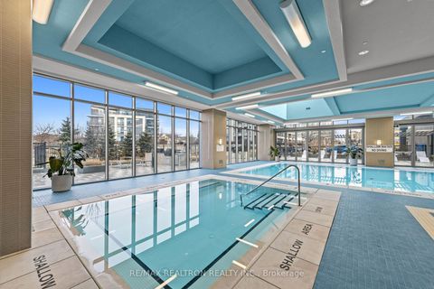 Photo 37 at 1301 - 20 Gatineau Drive N, Beverley Glen, Vaughan