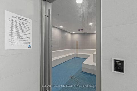 Photo 38 at 1301 - 20 Gatineau Drive N, Beverley Glen, Vaughan