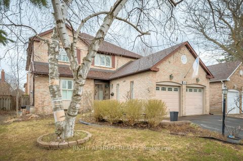 Photo 4 at 160 Carrington Drive, Mill Pond, Richmond Hill