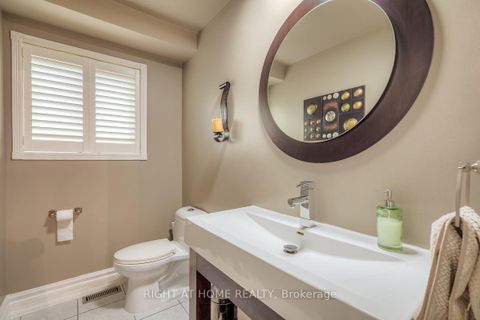 Photo 14 at 160 Carrington Drive, Mill Pond, Richmond Hill