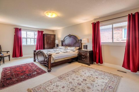 Photo 17 at 160 Carrington Drive, Mill Pond, Richmond Hill