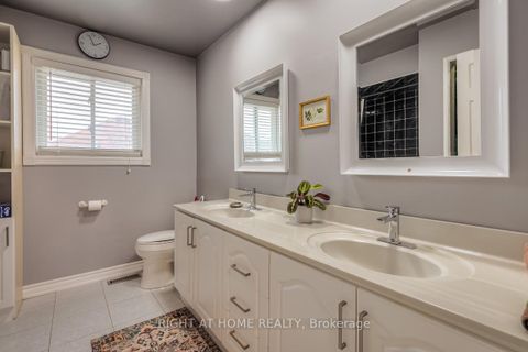 Photo 20 at 160 Carrington Drive, Mill Pond, Richmond Hill