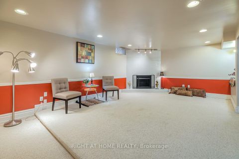 Photo 30 at 160 Carrington Drive, Mill Pond, Richmond Hill