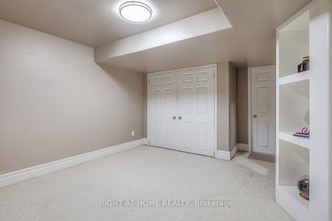 Photo 32 at 160 Carrington Drive, Mill Pond, Richmond Hill