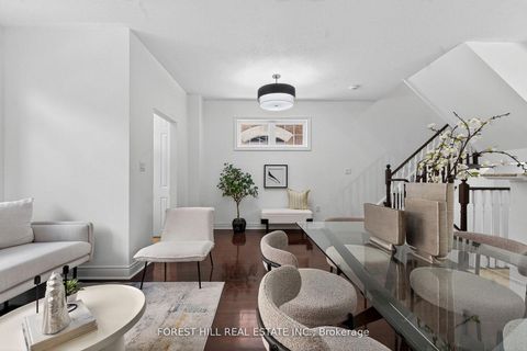 Photo 4 at 17 - 8 Brighton Place, Yorkhill, Vaughan