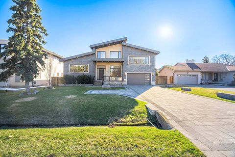 Photo 1 at 466 The Kingsway, Rosethorn, Toronto