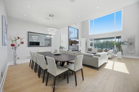 Photo 8 at 466 The Kingsway, Rosethorn, Toronto