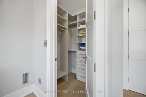 Photo 29 at 466 The Kingsway, Rosethorn, Toronto