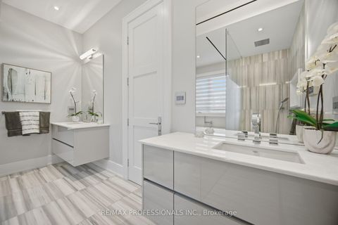 Photo 33 at 466 The Kingsway, Rosethorn, Toronto