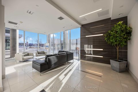 Photo 2 at 201 - 9618 Yonge Street, North Richvale, Richmond Hill