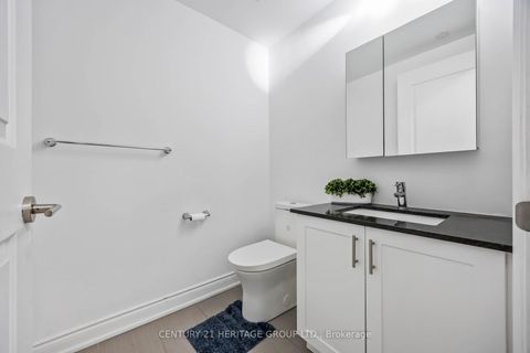 Photo 7 at 201 - 9618 Yonge Street, North Richvale, Richmond Hill