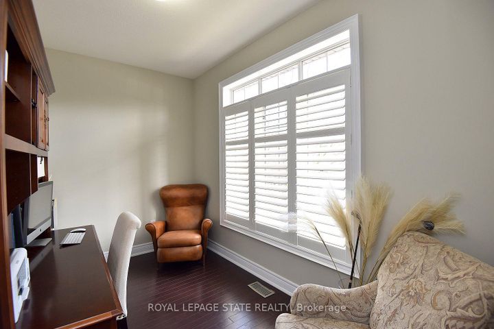 Photo 16 at 483 Valridge Drive, Ancaster, Hamilton