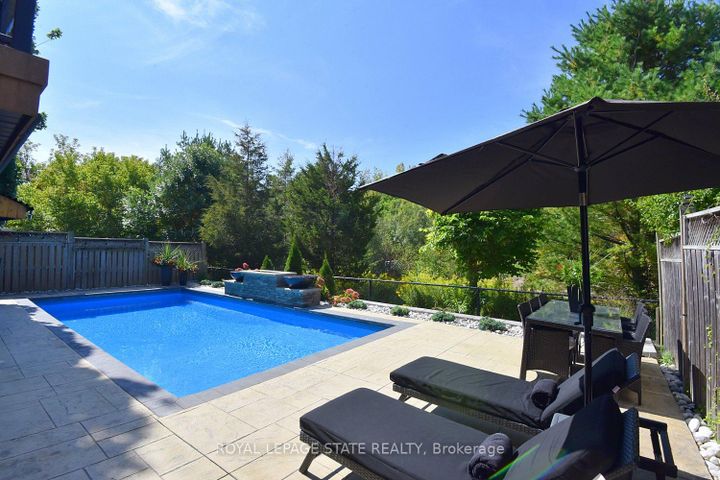 Photo 33 at 483 Valridge Drive, Ancaster, Hamilton