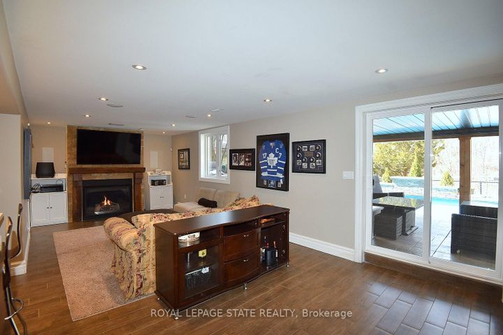 Photo 40 at 483 Valridge Drive, Ancaster, Hamilton