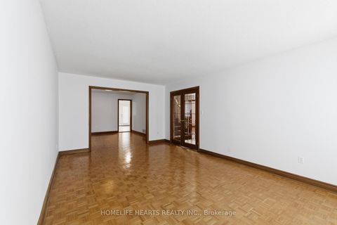 Photo 6 at 107 Pemberton Avenue, Newtonbrook East, Toronto