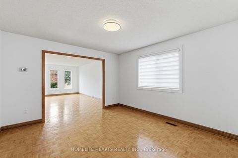 Photo 7 at 107 Pemberton Avenue, Newtonbrook East, Toronto