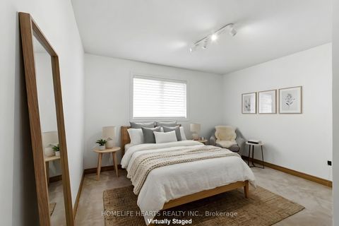 Photo 29 at 107 Pemberton Avenue, Newtonbrook East, Toronto