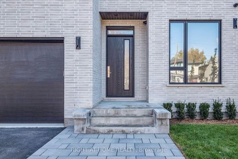 Photo 3 at 19 Putney Road, Alderwood, Toronto