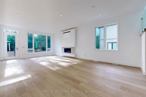 Photo 6 at 19 Putney Road, Alderwood, Toronto