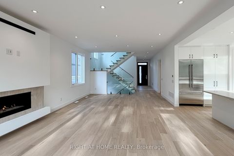 Photo 8 at 19 Putney Road, Alderwood, Toronto