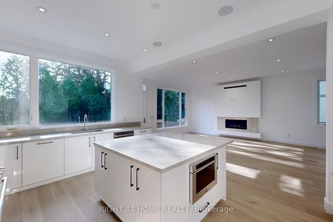 Photo 13 at 19 Putney Road, Alderwood, Toronto