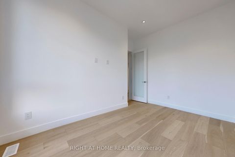 Photo 17 at 19 Putney Road, Alderwood, Toronto