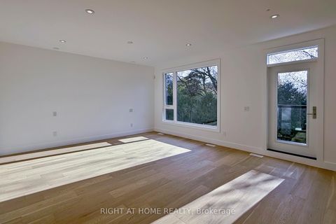 Photo 21 at 19 Putney Road, Alderwood, Toronto