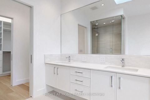 Photo 26 at 19 Putney Road, Alderwood, Toronto