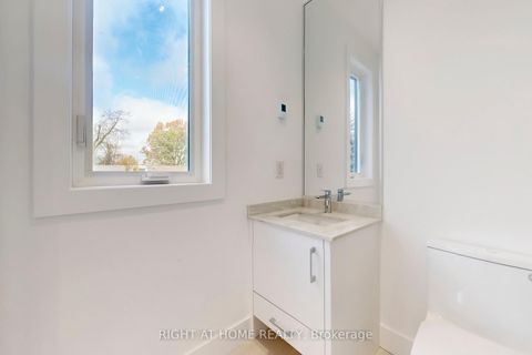 Photo 28 at 19 Putney Road, Alderwood, Toronto