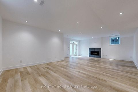 Photo 35 at 19 Putney Road, Alderwood, Toronto