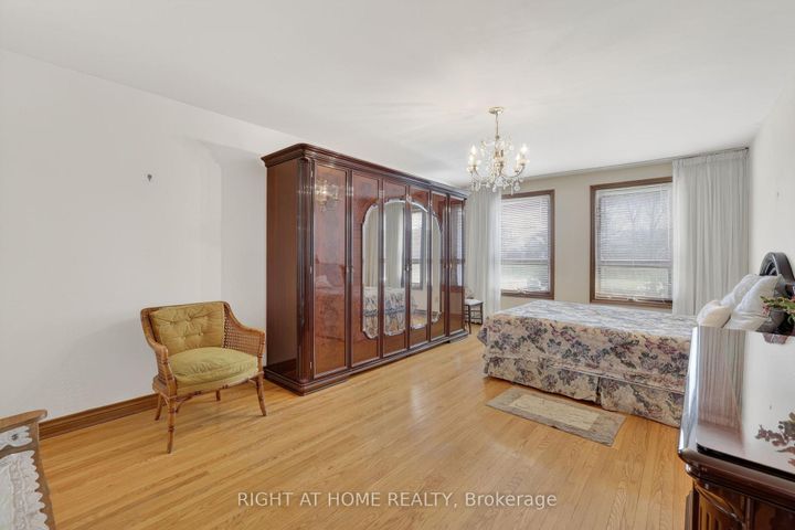 Photo 13 at 56 Birch Avenue, South Richvale, Richmond Hill