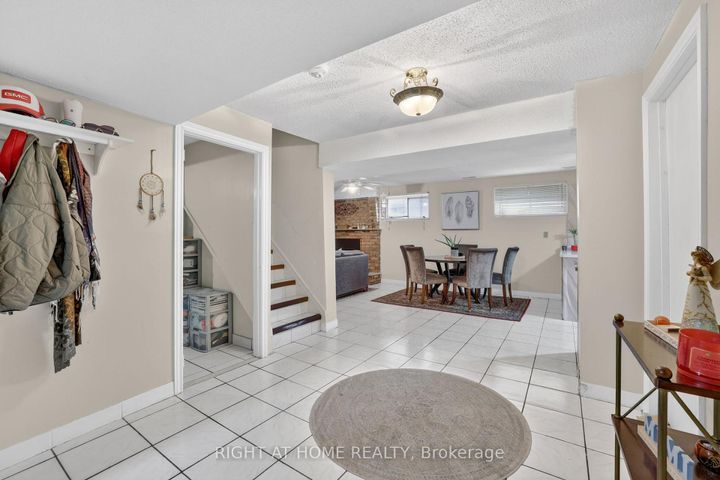 Photo 18 at 56 Birch Avenue, South Richvale, Richmond Hill