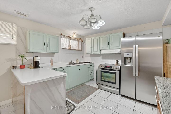 Photo 20 at 56 Birch Avenue, South Richvale, Richmond Hill