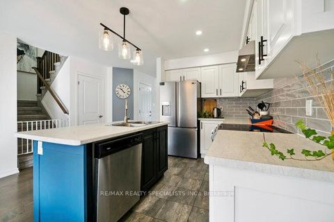 Photo 15 at 50 Olympic Gate, Rural Barrie Southwest, Barrie