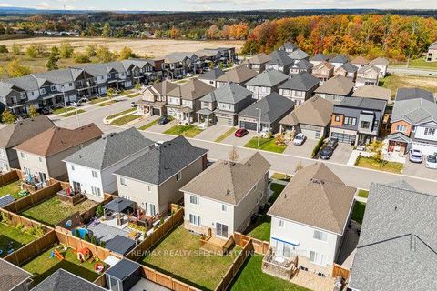 Photo 37 at 50 Olympic Gate, Rural Barrie Southwest, Barrie