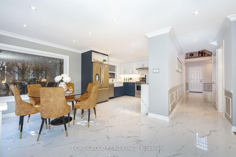 Photo 11 at 124 Aitken Circle, Unionville, Markham