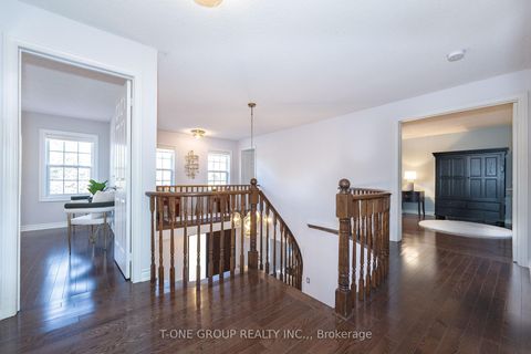 Photo 17 at 124 Aitken Circle, Unionville, Markham